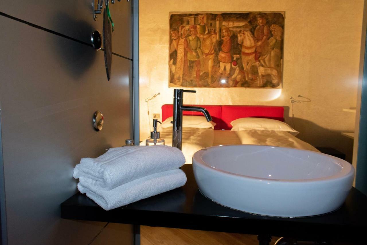 Flora Inn, Flora I - Nel Cuore Di Bergamo Alta Экстерьер фото