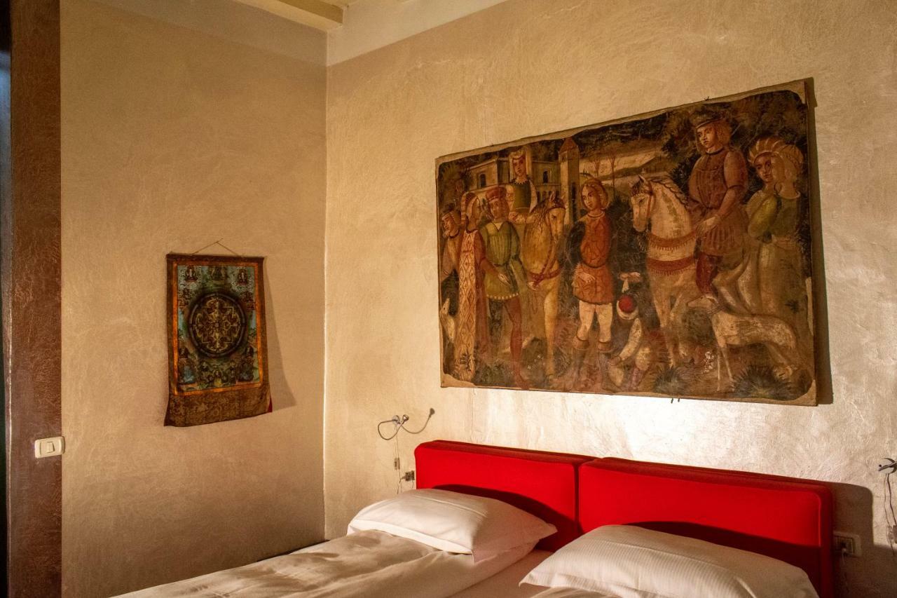 Flora Inn, Flora I - Nel Cuore Di Bergamo Alta Экстерьер фото